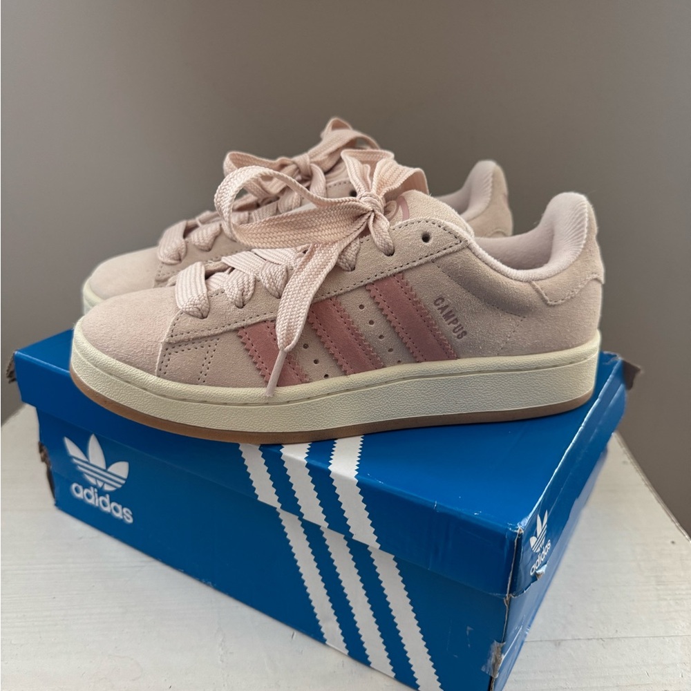 Adidas Women's Blush Pink Campus 00s Size 6 NWT